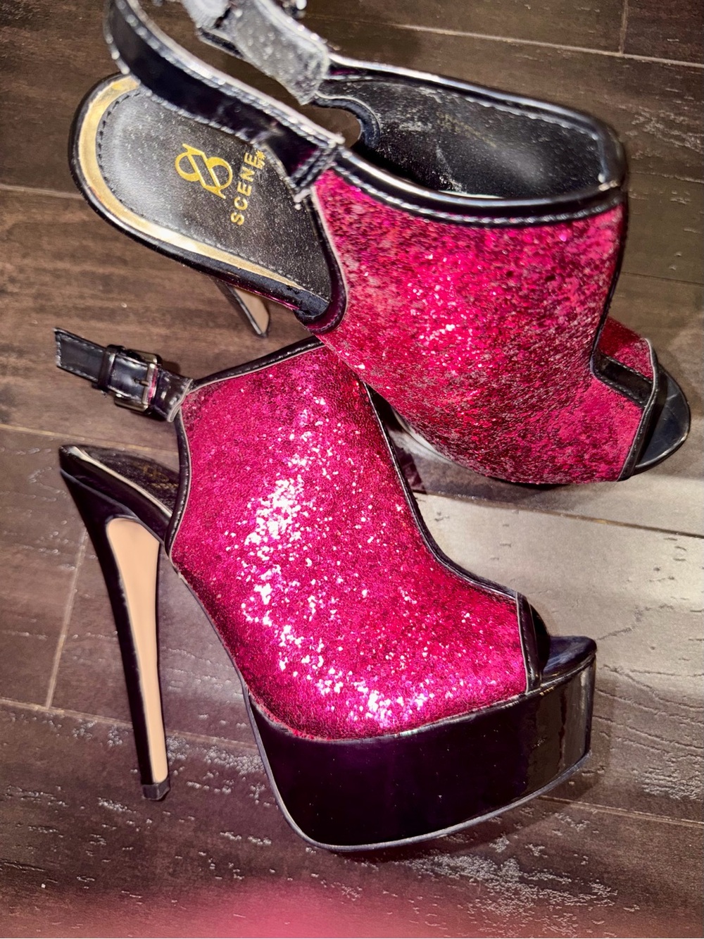Shoe Dazzle Magenta Glitter Platform Ankle Booties (Rosalinda)